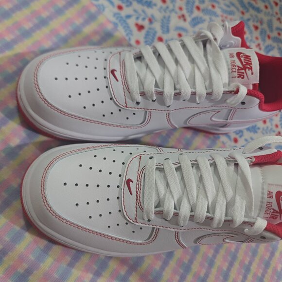 Nike Low-Top Sneakers - Picture 4 of 8